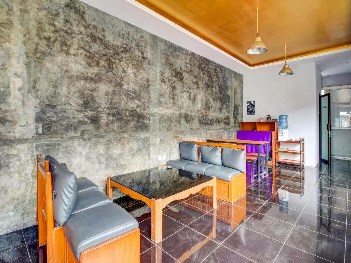 Oyo 3750 Elder Guest House 万隆 外观 照片